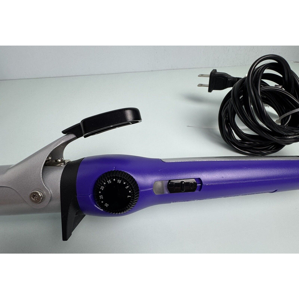Remington 1 1/4" Ceramic Clipped Curling Iron Wand Relaxed Curls Purple - Picture 4 of 10